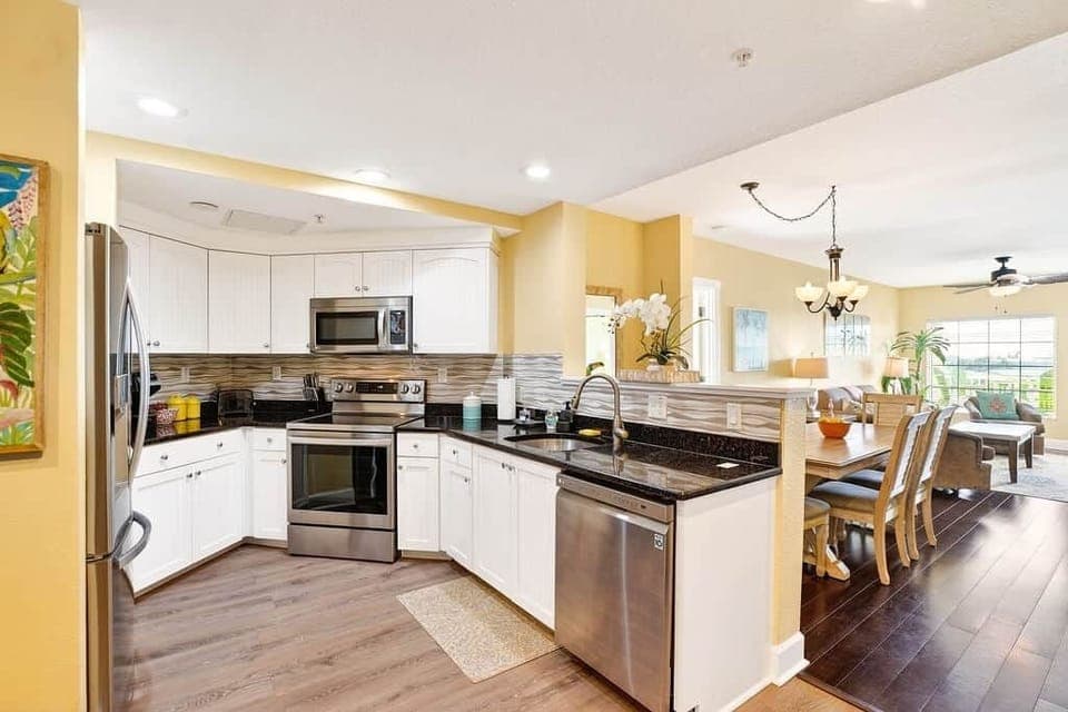 HarborsideCondo1 24