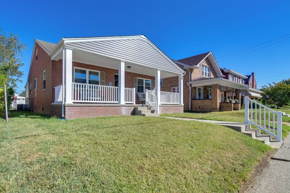 Huntington Vacation Rental | 3BR | 1BA | 1,500 Sq Ft | Stairs Required