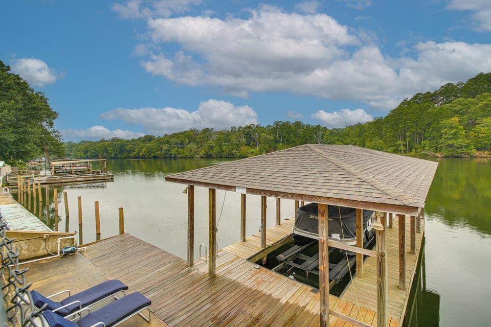 Hot Springs Vacation Rental | 5BR | 2.5BA | 2,122 Sq Ft | 5 Steps to Access