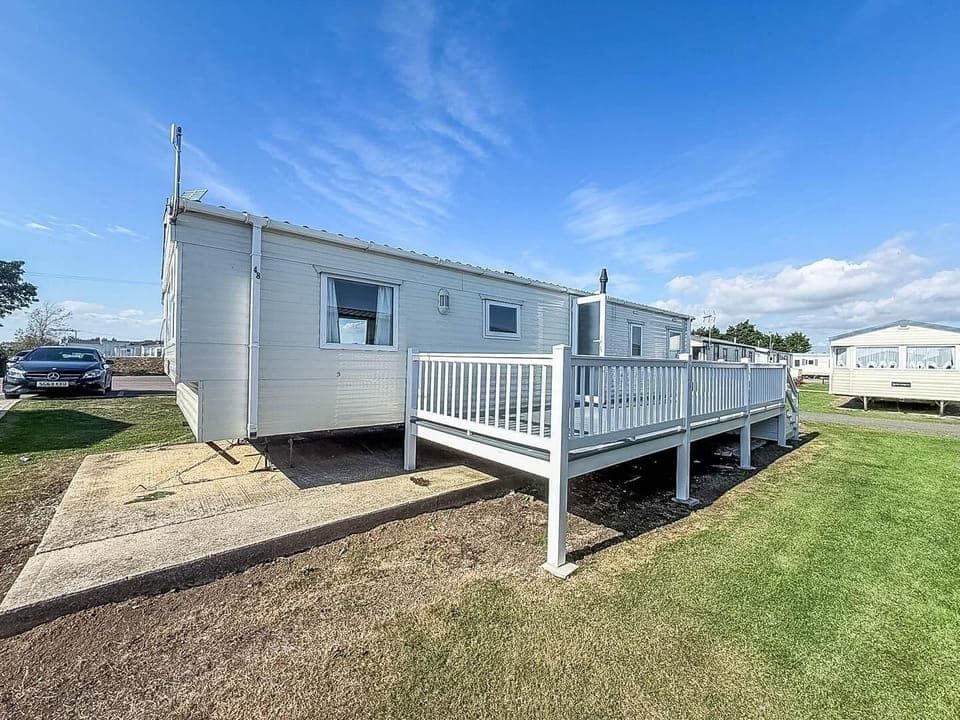 2 night stay for couples