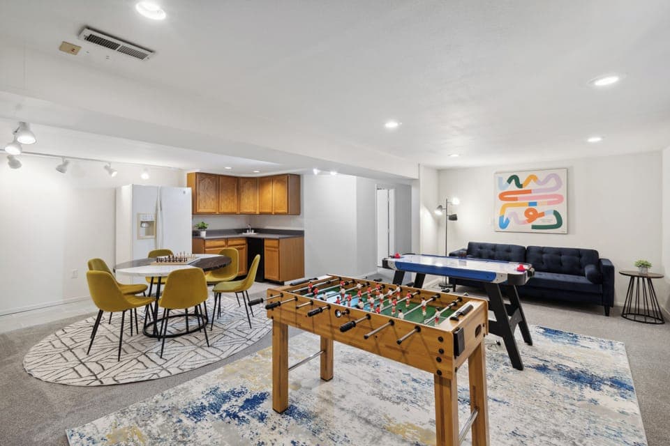 Game room