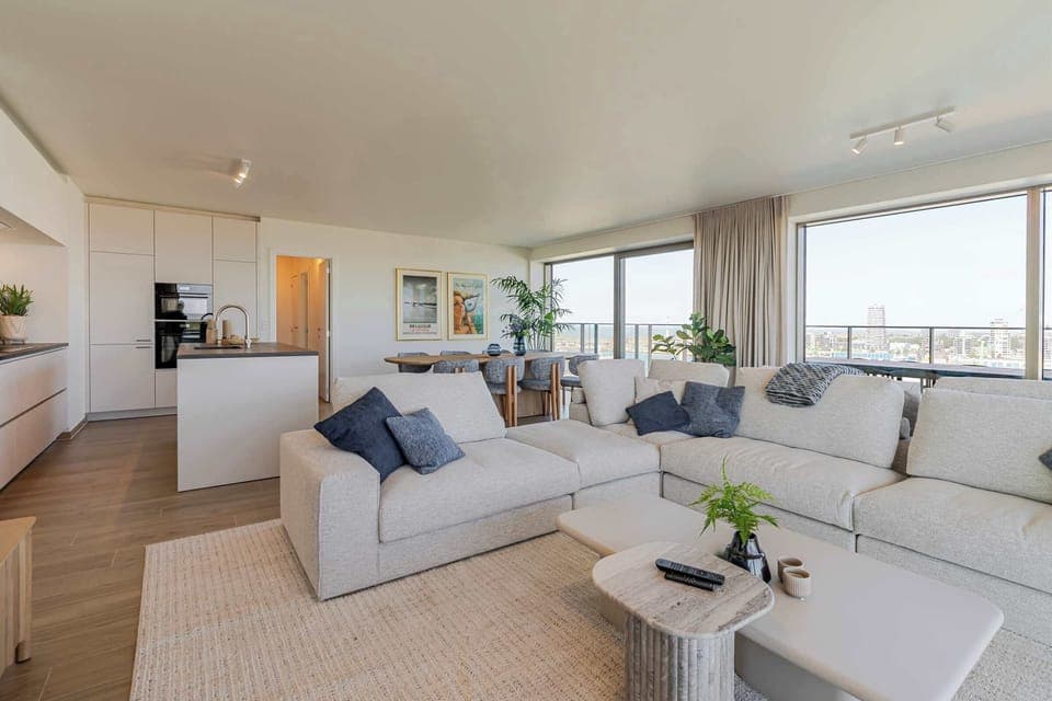 Stylish living room lounge with inviting sofas for family gatherings.