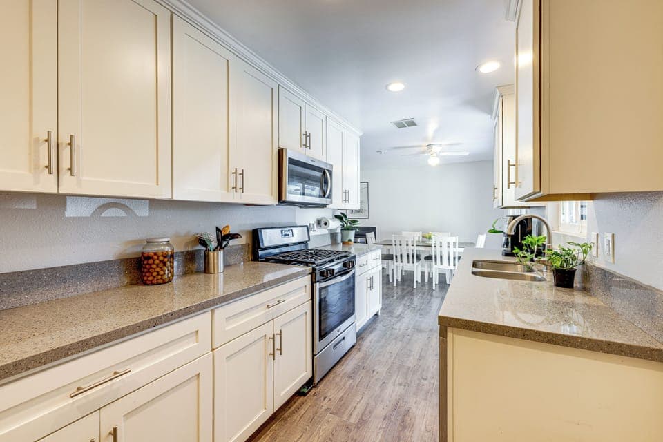 Kitchen | Drip Coffee Maker | Dishwasher | Blender | Toaster