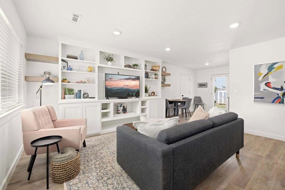 Easily explore everything Bentonville has to offer at Benton Blue!