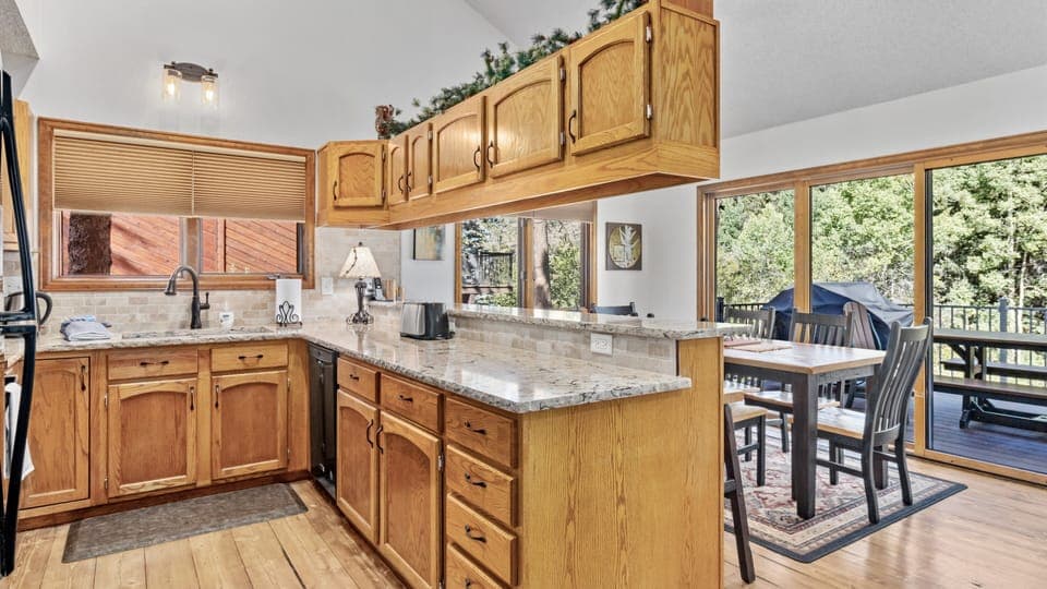 Indoors, Kitchen, Hardwood, Floor, Flooring
