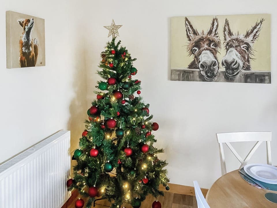 Festive sitting room | Cothi Cottage - Ffynnongrech Farm Cottages, Talley, near Llandeilo