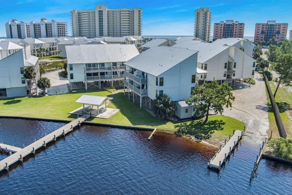 Waterfront Access on Cotton Bayou.