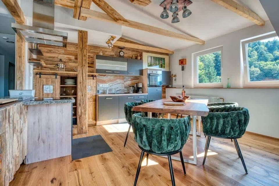 Einzigartig rustikaler Küchenbereich im Gaupen 