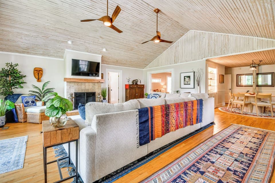 Asheville Vacation Rental | 5BR | 3.5BA | 3 Steps Required | 3,200 Sq Ft