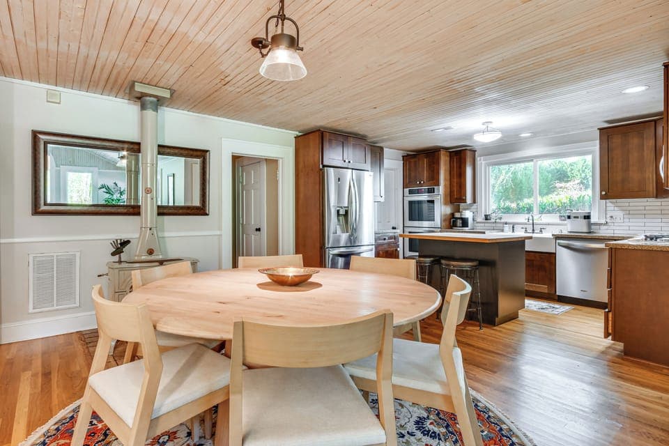 Dining Area/Kitchen | 1st Floor | Open Floor Plan