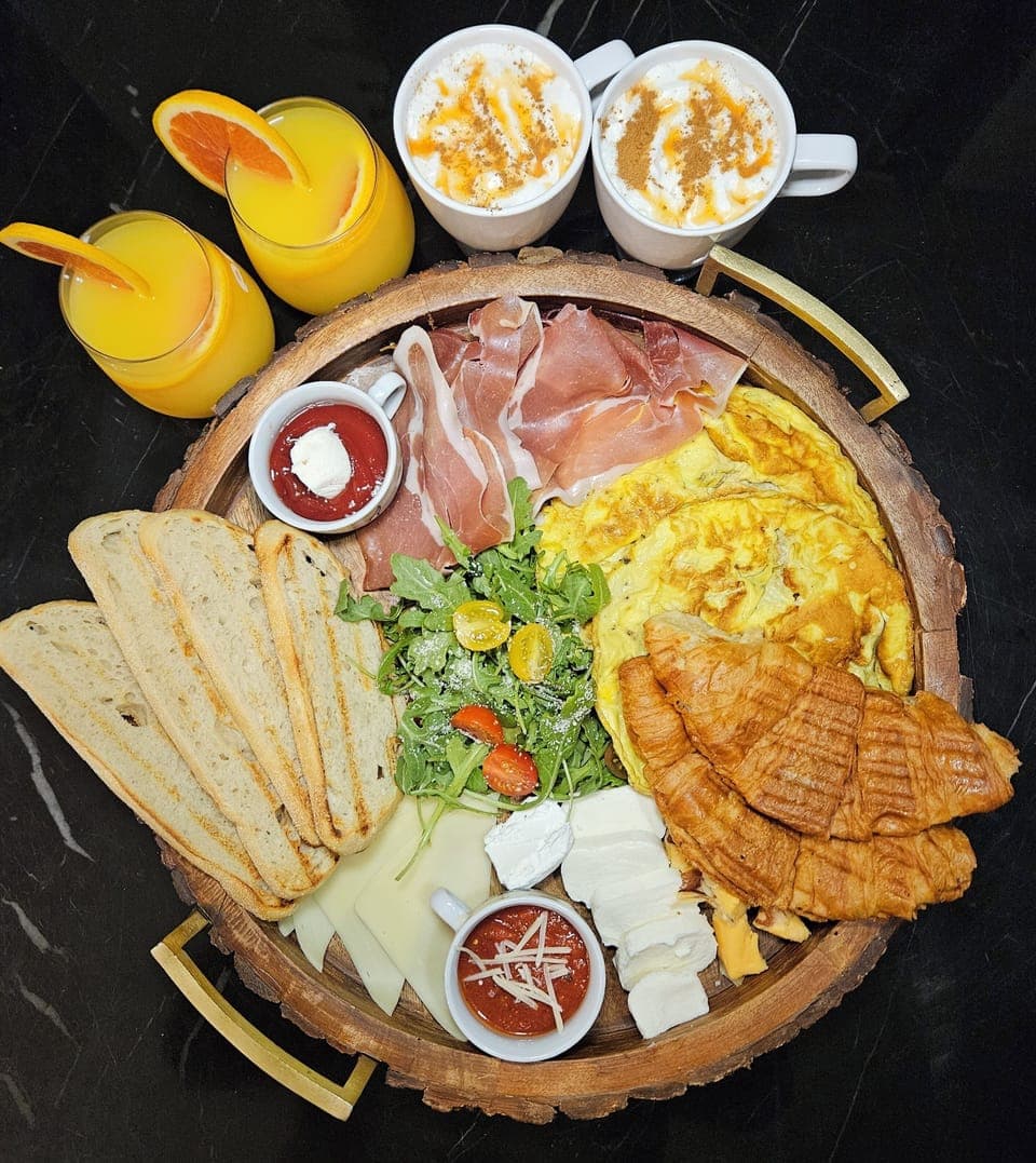 Breakfast meal