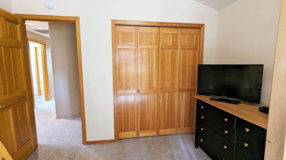 Upstairs Bedroom 2: Bunk Room