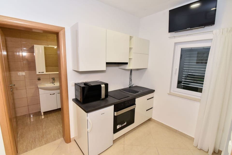 Kitchen 3