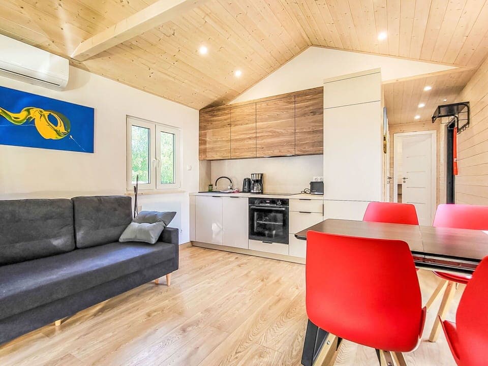 Wood, Flooring, Wood Flooring, Home, Floor, Ceiling, Wood Stain, Hardwood, Room, Cottage