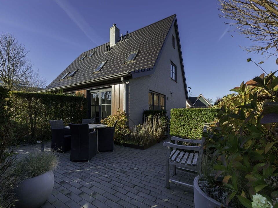 White, Number, Screenshot