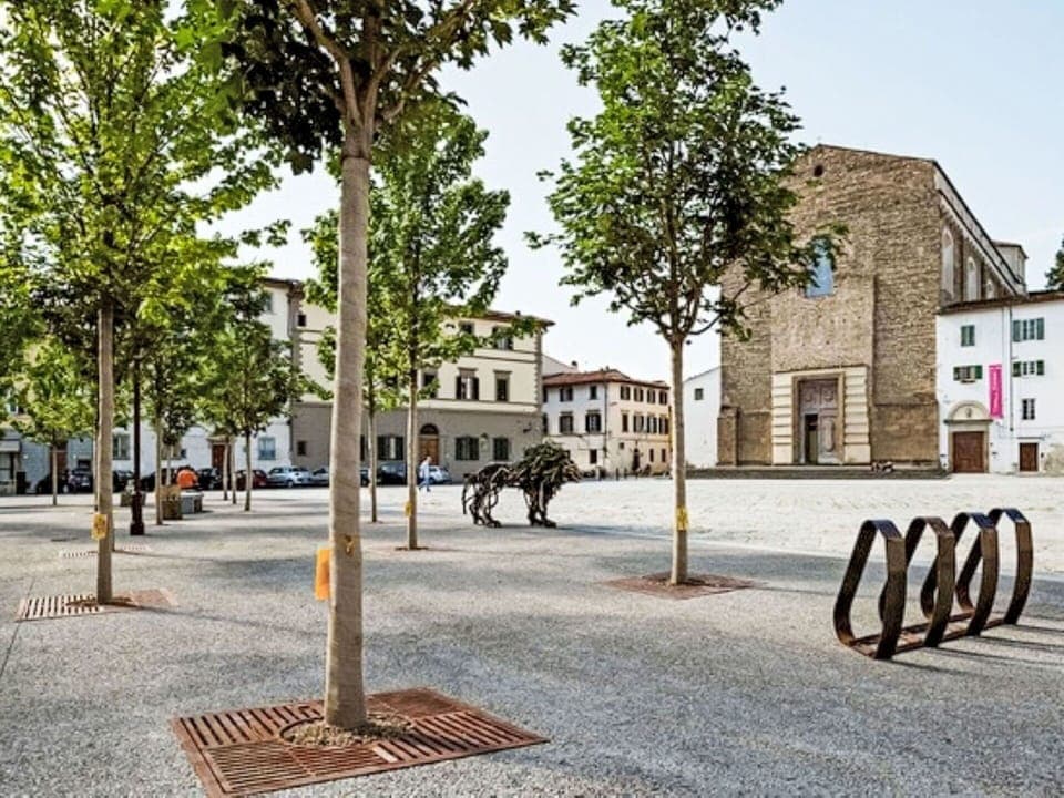 Road Surface, Public Space, Urban Design, Concrete, Town Square, Shade, Sidewalk, Plaza, Driveway, Walkway