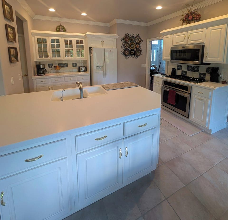 Upstairs kitchen 