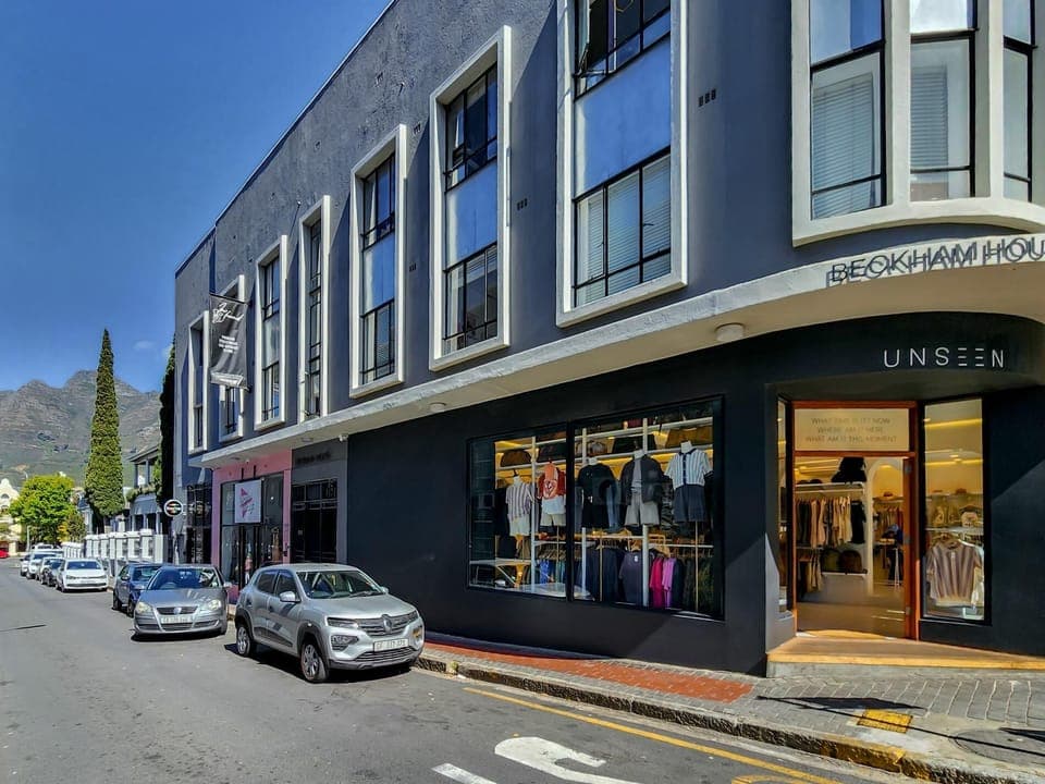 Cape Comfort - Central and Modern (248)