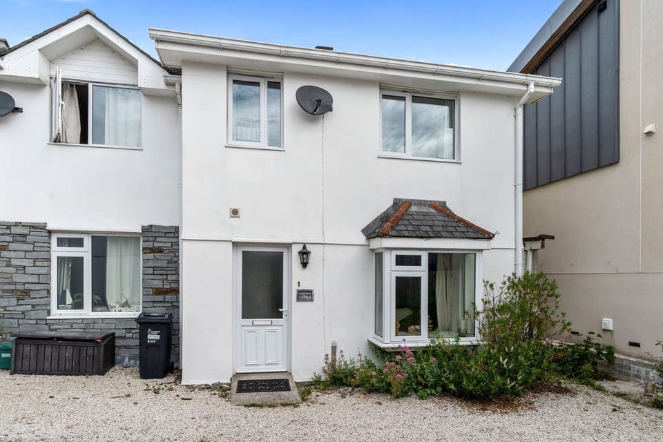 Macalby Cottage, Harlyn Bay,  Holiday Home