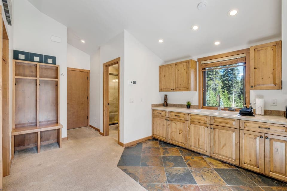 Apartment Kitchen