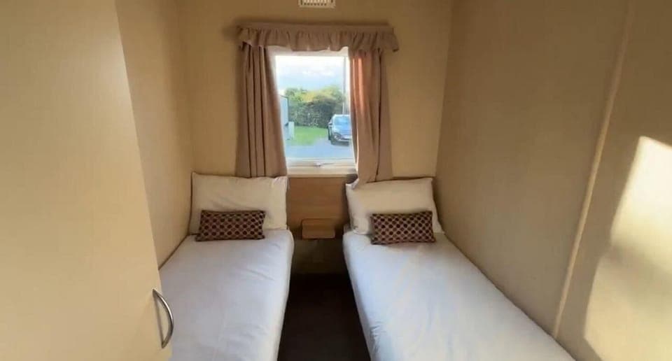 last minute caravan holidays