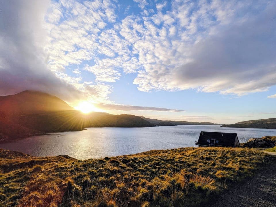 Setting | Knoydart - Kylesku Lodges, Kylesku, near Lairg