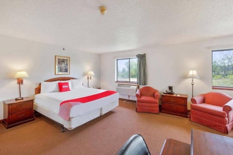 Stretch out in a roomy suite with cozy lounge chairs.