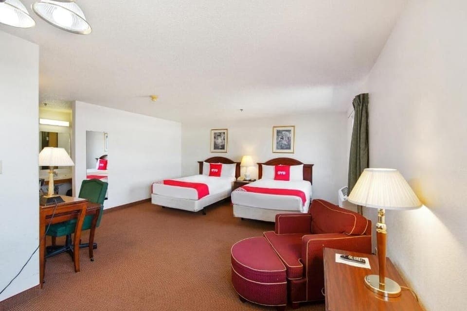 Lounge comfortably in the open layout with extra seating space.