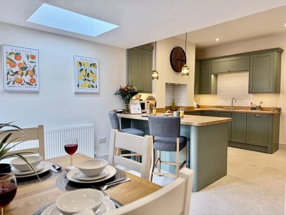 Bright dining area next to the kitchen