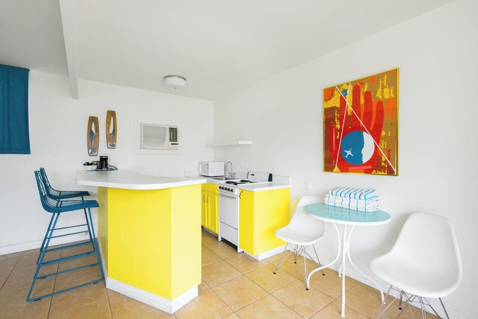 Suite 5's colorful kitchenette.