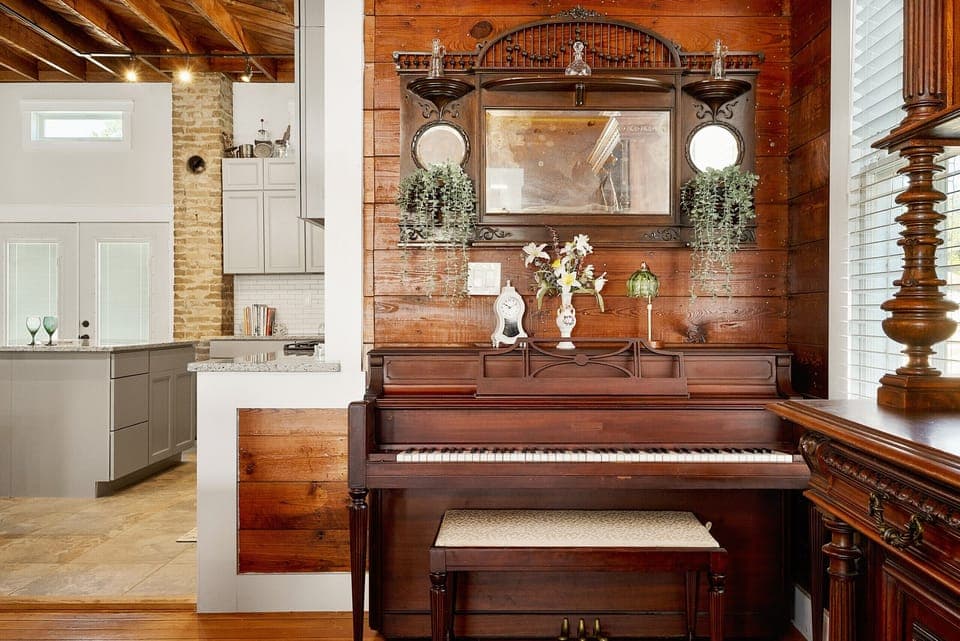 Bring it back to the days of old with a singalong on the upright piano.