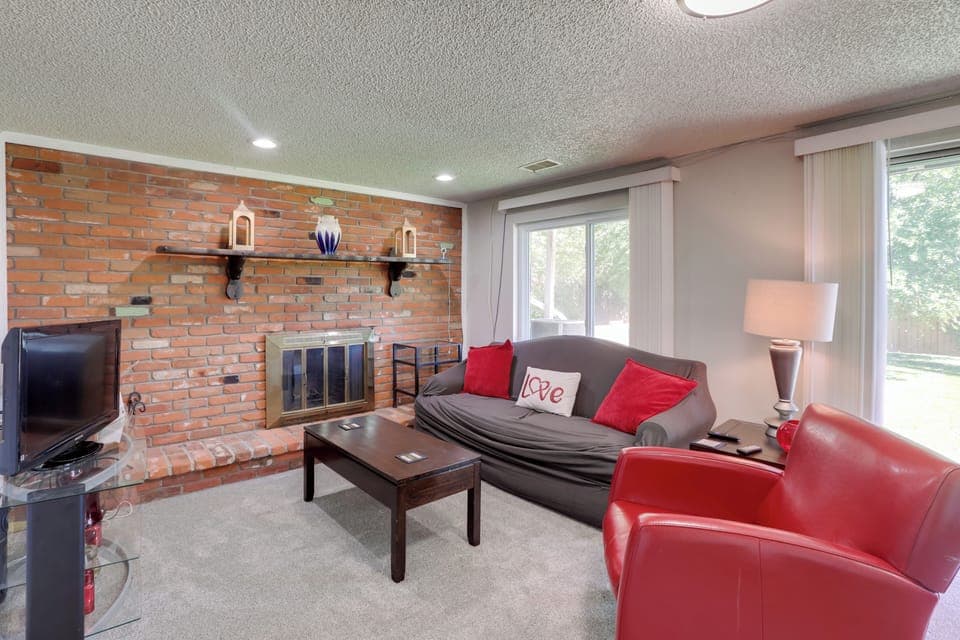 Littleton Vacation Rental | 2BR | 1BA | Step-Free Access | 900 Sq Ft