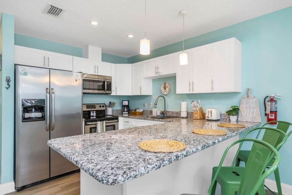 Tranquil Tide Kitchen and Breakfast Bar