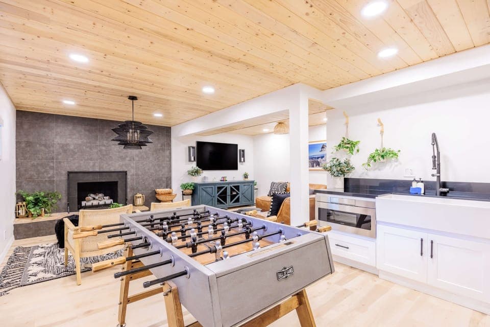 Game room
