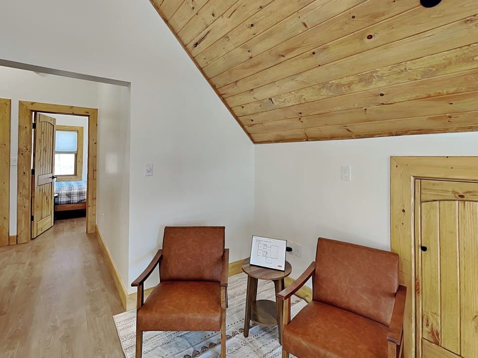 Loft Area Additional Seating
