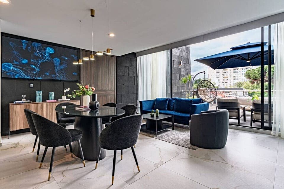 Connect with your group. Dine, lounge, and enjoy the open-air terrace.