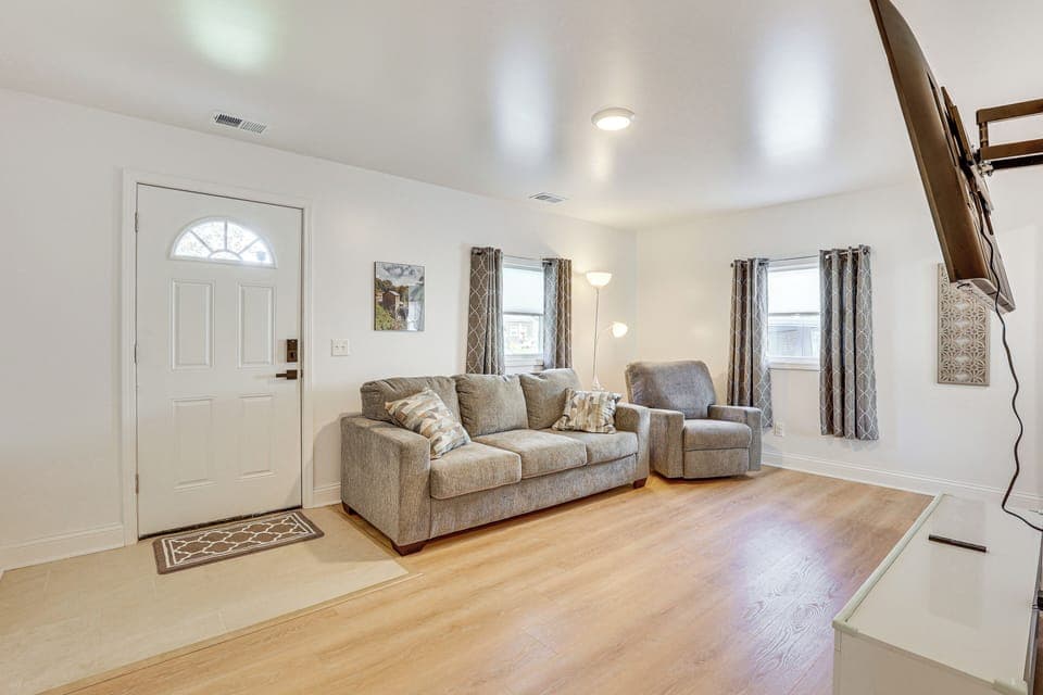 McDonald Vacation Rental | 2BR | 1BA | 1 Step to Enter | 1,000 Sq Ft