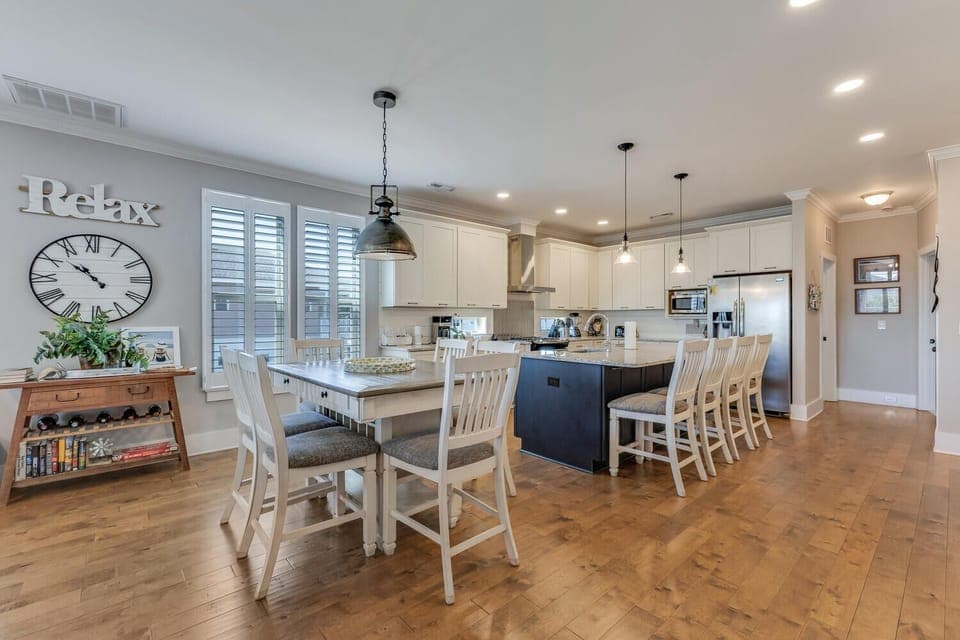 The Great Escape-Dining Area