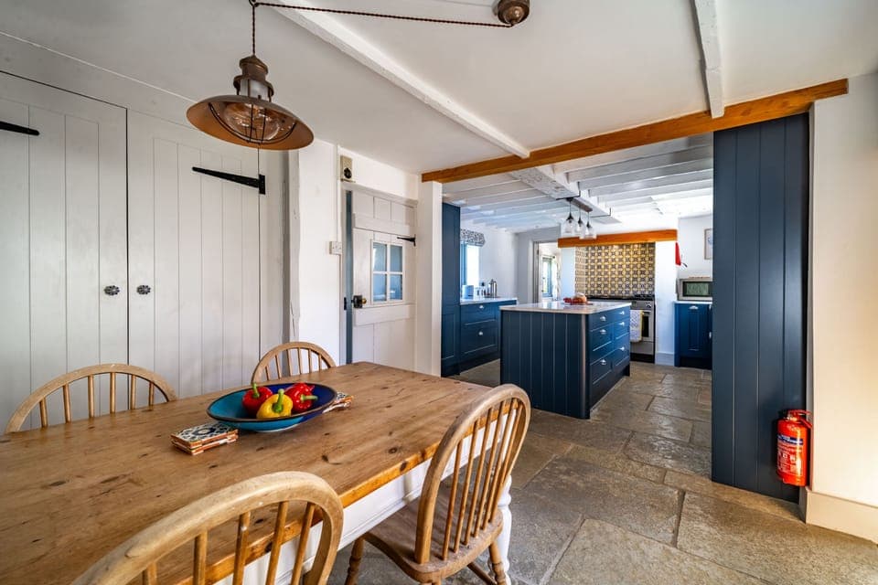 Ruthie Cottage, Bacton: Kitchen / breakfast room