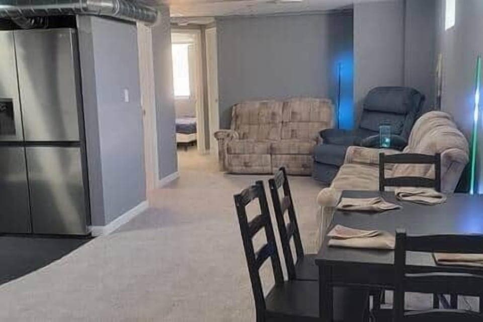 Dining table for 4, inquire for more