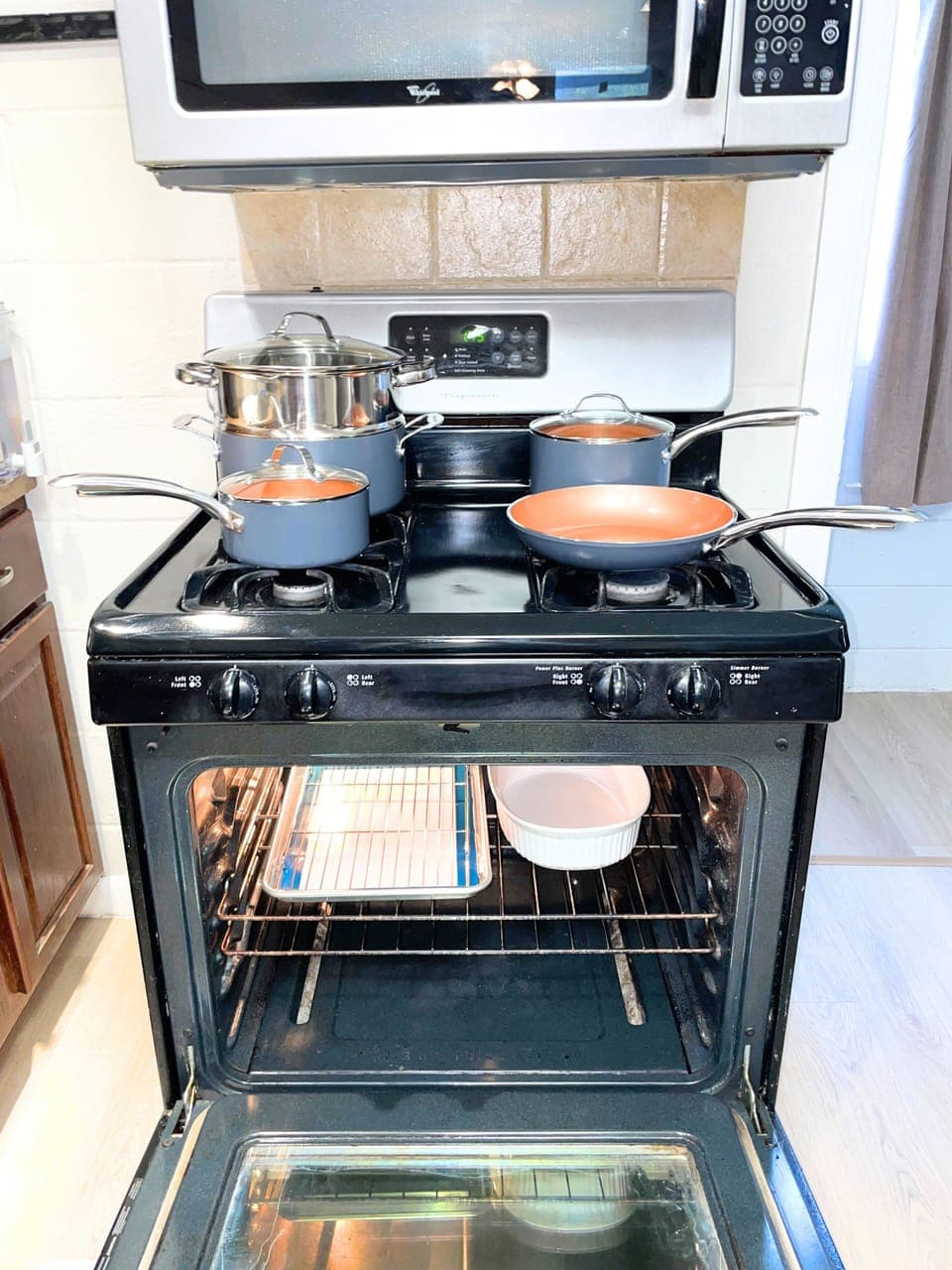 Gas stove, cookware and bakeware