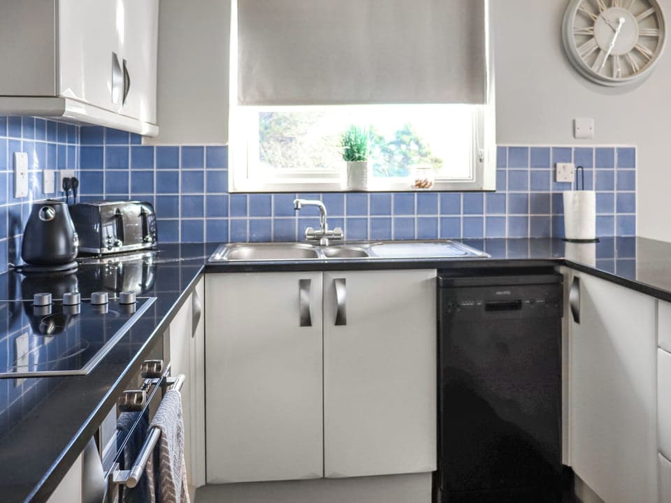 Kitchen | The Lookout, Pendine