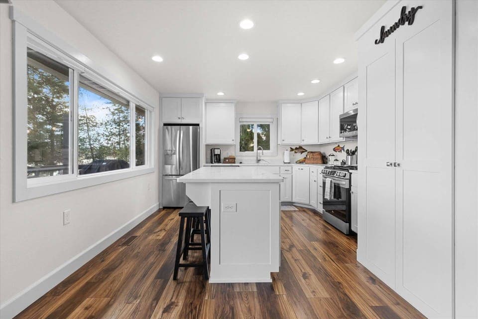 Full kitchen on both levels!