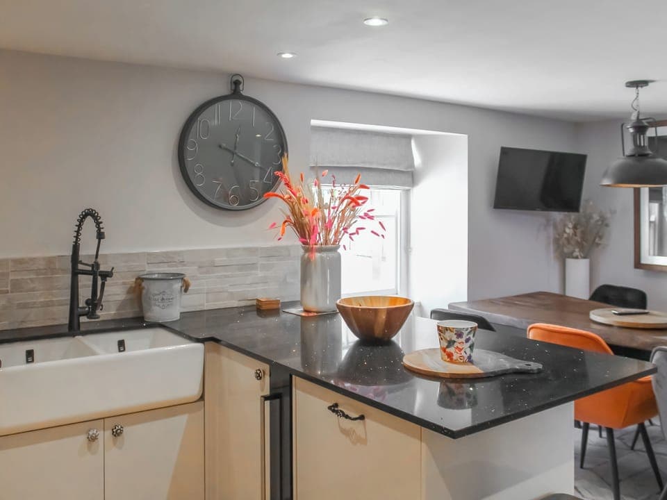 Kitchen | Mill House - Cornish Hamlet, Falmouth