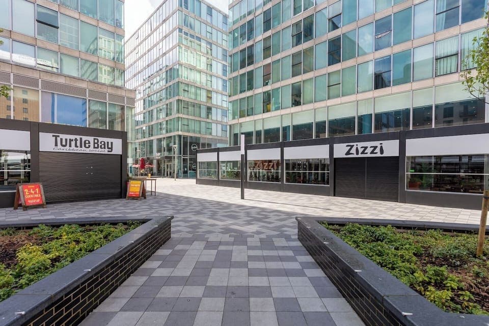 The apartment is located at The Hub where you have a range of shops, restaurants, bars and cafe`s just a stone`s throw away.