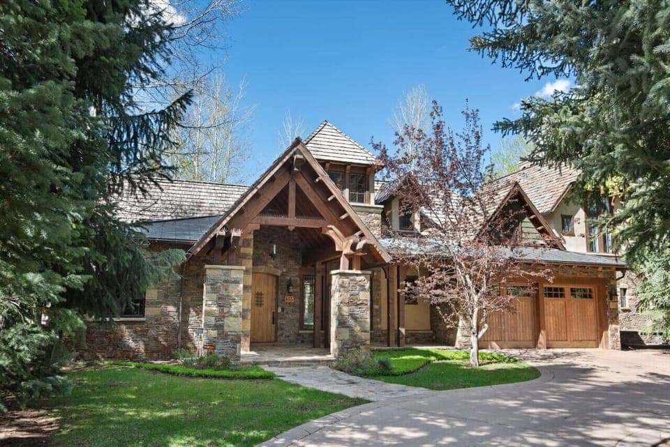 Entry & Garage