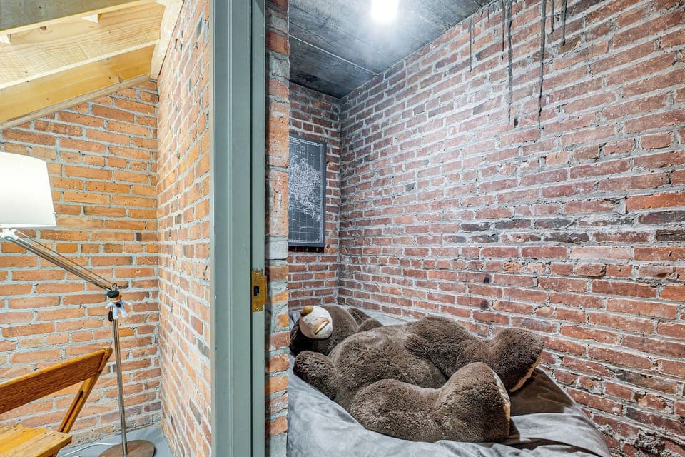 Cozy Closet | 1st Floor