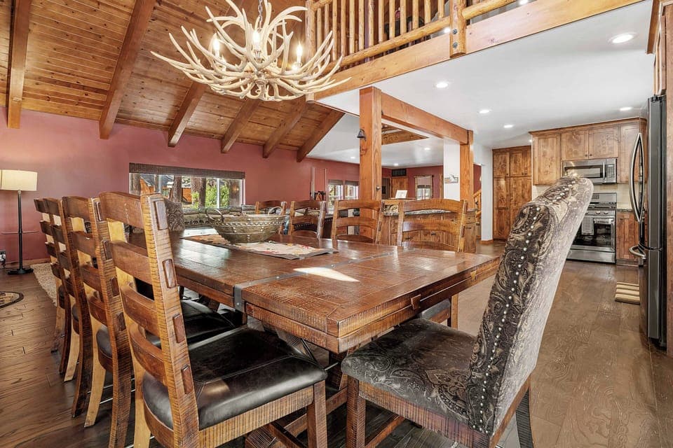 Rustic Ridge Manor-112