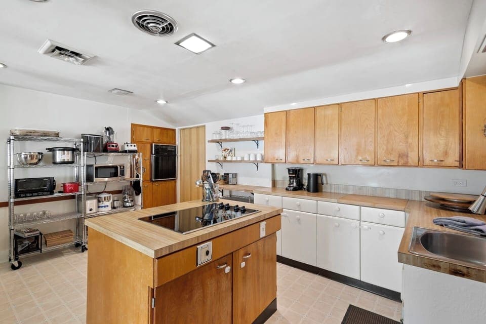 Kitchen 4