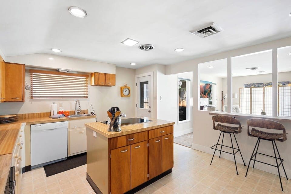 Kitchen 3